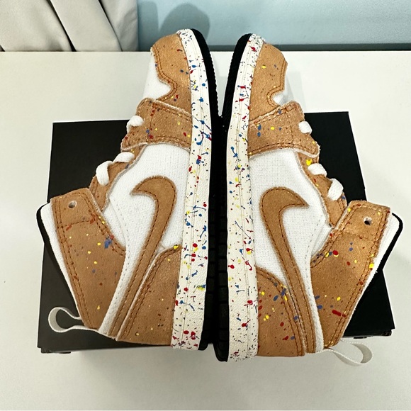 Jordan 1 Mid SE Brushstroke-Brand New Size 10 - Picture 5 of 9